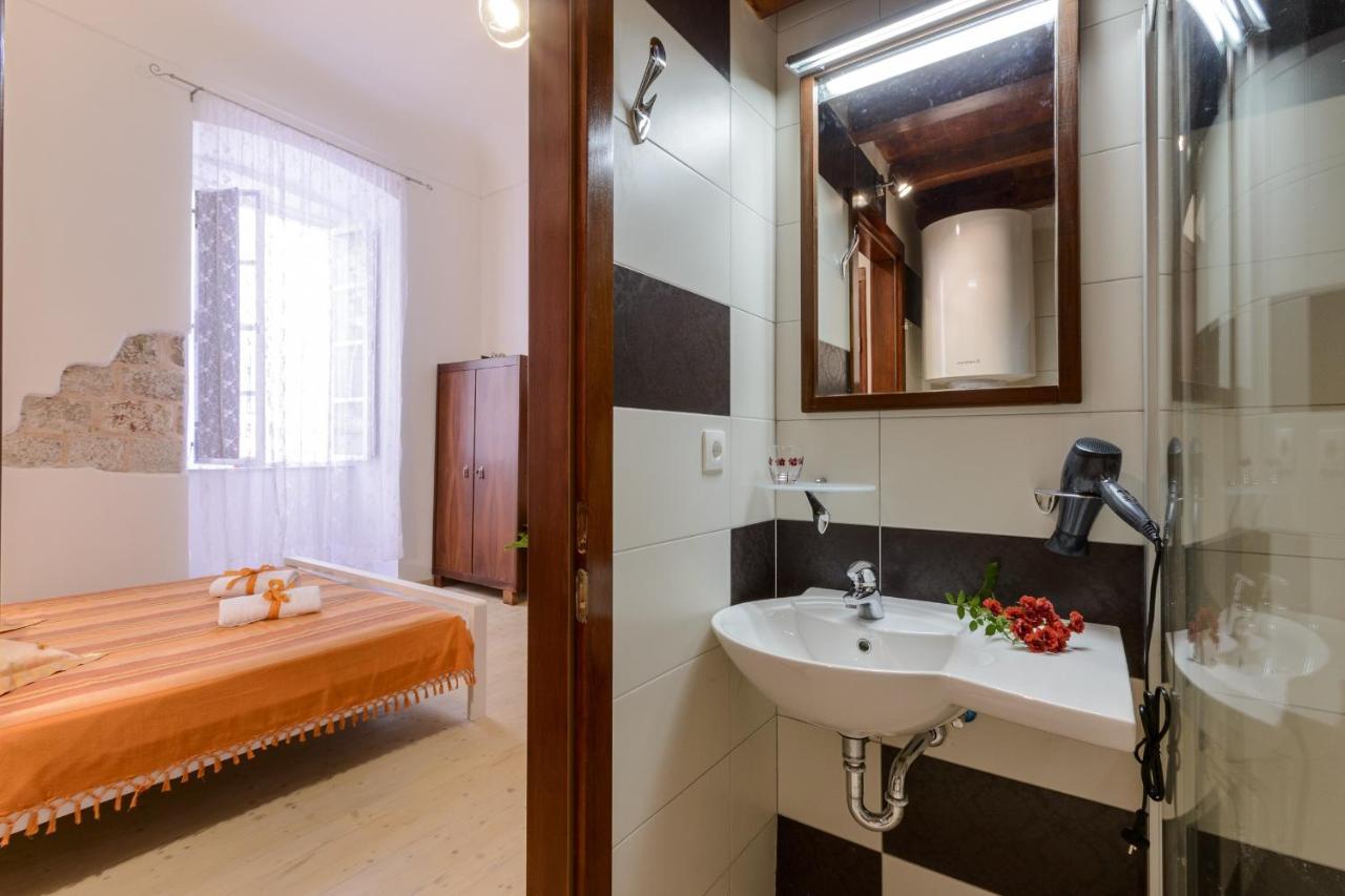 Apartment Klara Dubrovnik Bagian luar foto